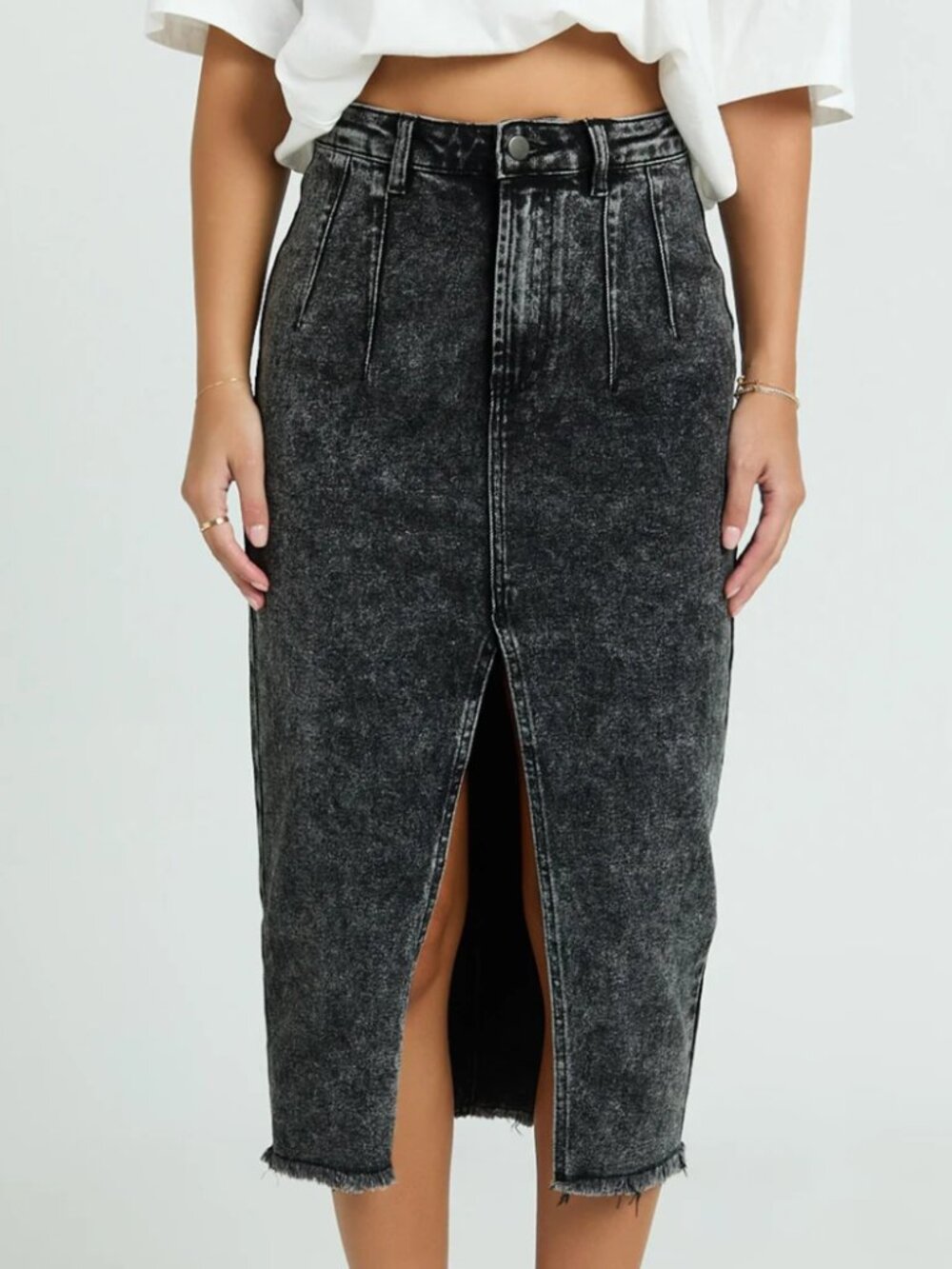 Janeve Midi Skirt | SHOWPO